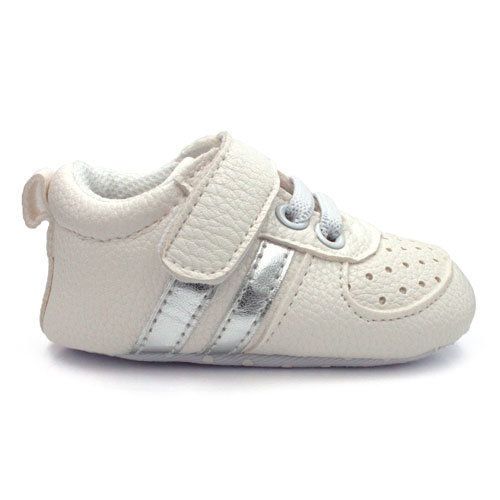 Baby Boy Sneakers Wit met Zilveren Strepen