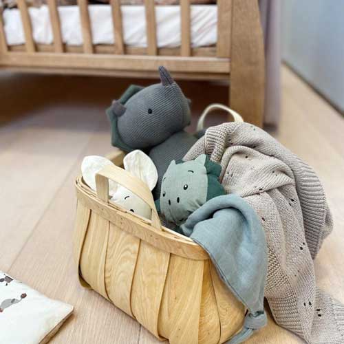 Cadeaubox samenstellen | nuuroo Gabi Knit Teddy Bear Dino (vanaf €31)