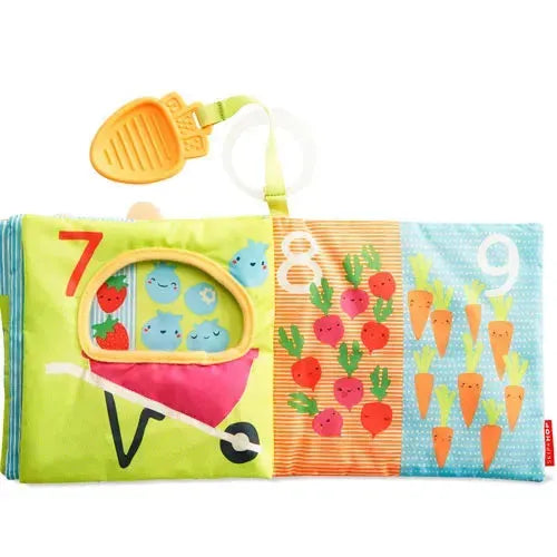 Skip Hop Farmstand Soft Activiteitenboekje - Tiny Giggles