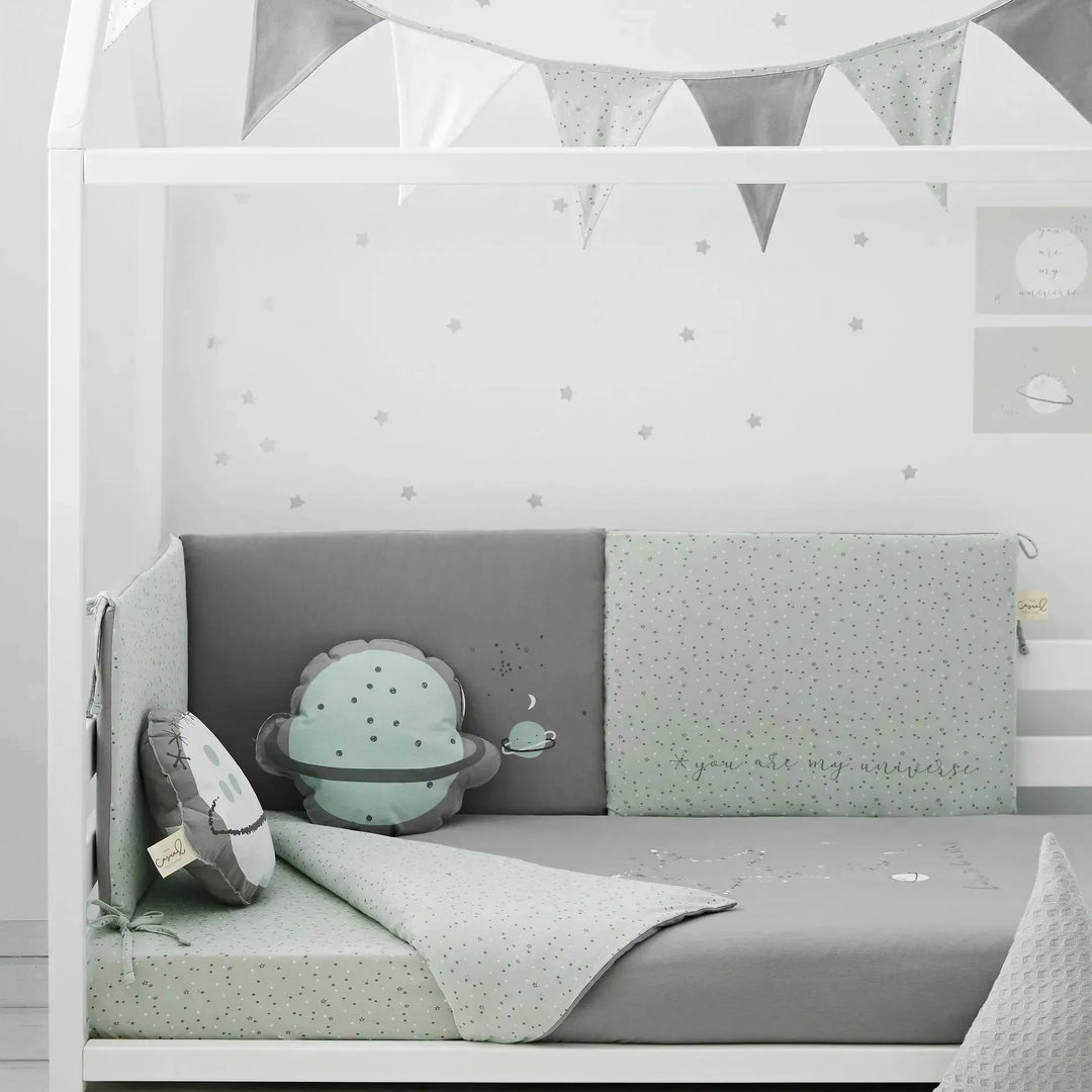 BimbiDreams Hoeslaken - Planet Green 70x140 cm - Tiny Giggles