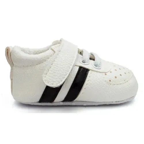 Baby Boy Sneakers Wit met Zwarte Strepen - Tiny Giggles